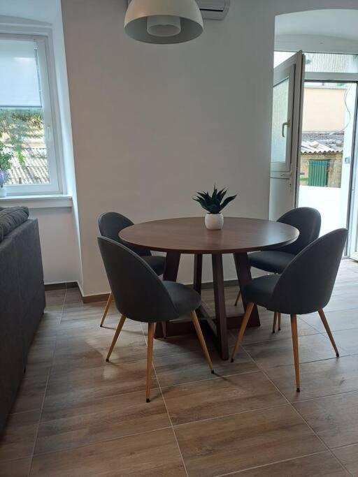 Central Vita Apartment Fiume Kültér fotó
